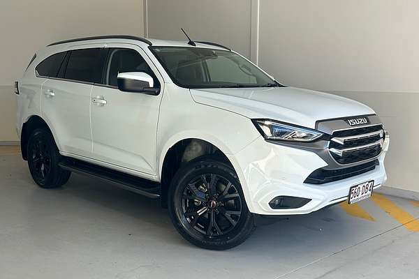 2021 Isuzu MU-X LS-T