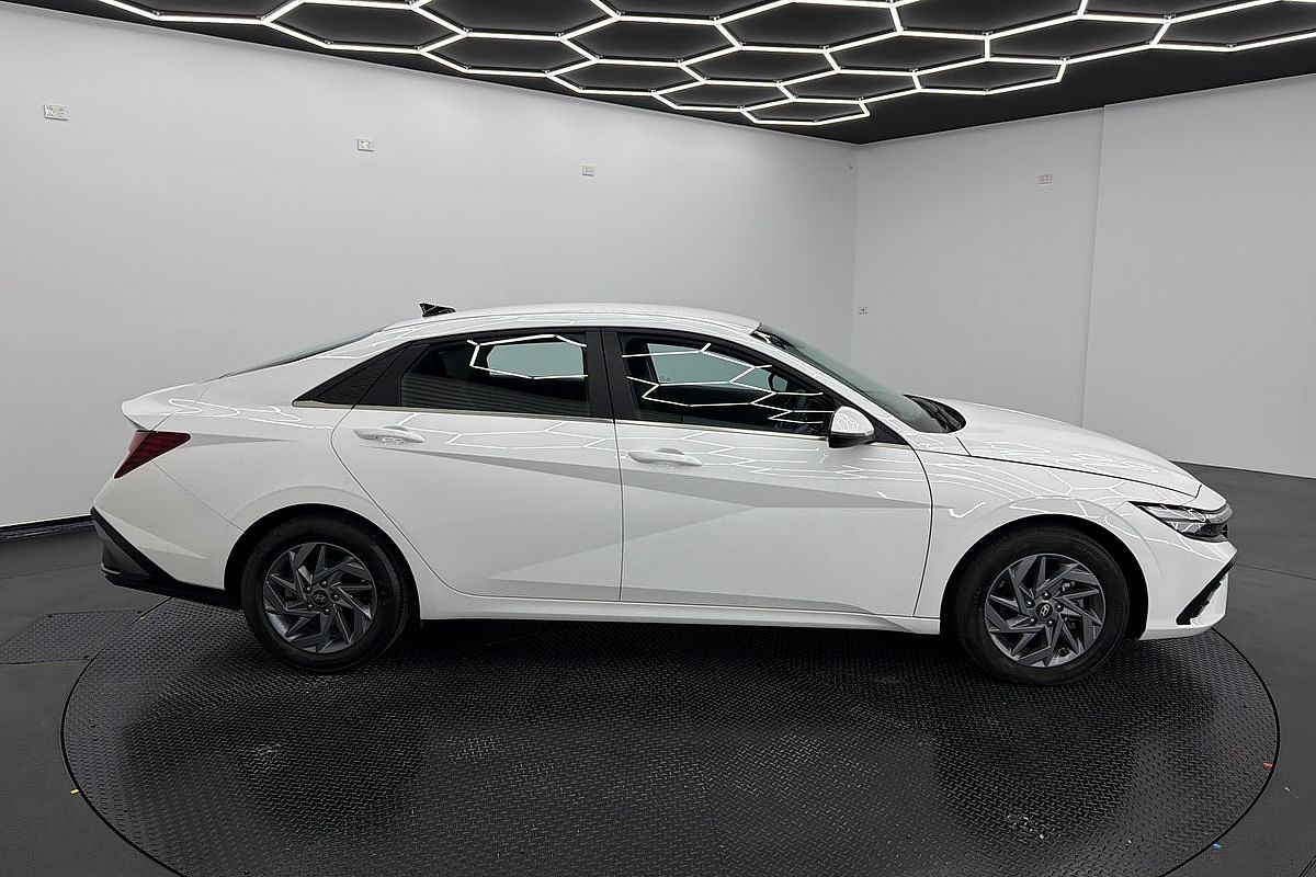 2024 Hyundai i30 Hybrid CN7.V2