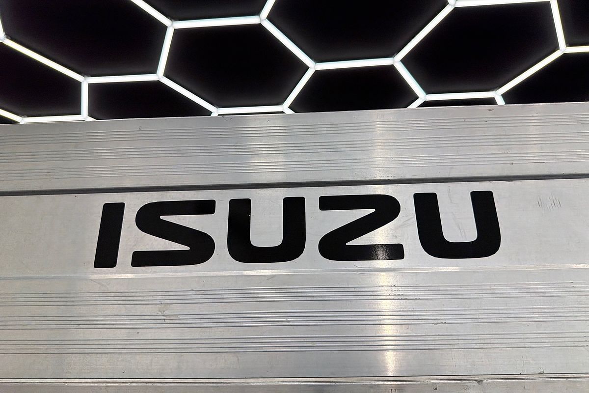 2021 Isuzu D-MAX SX High Ride Rear Wheel Drive