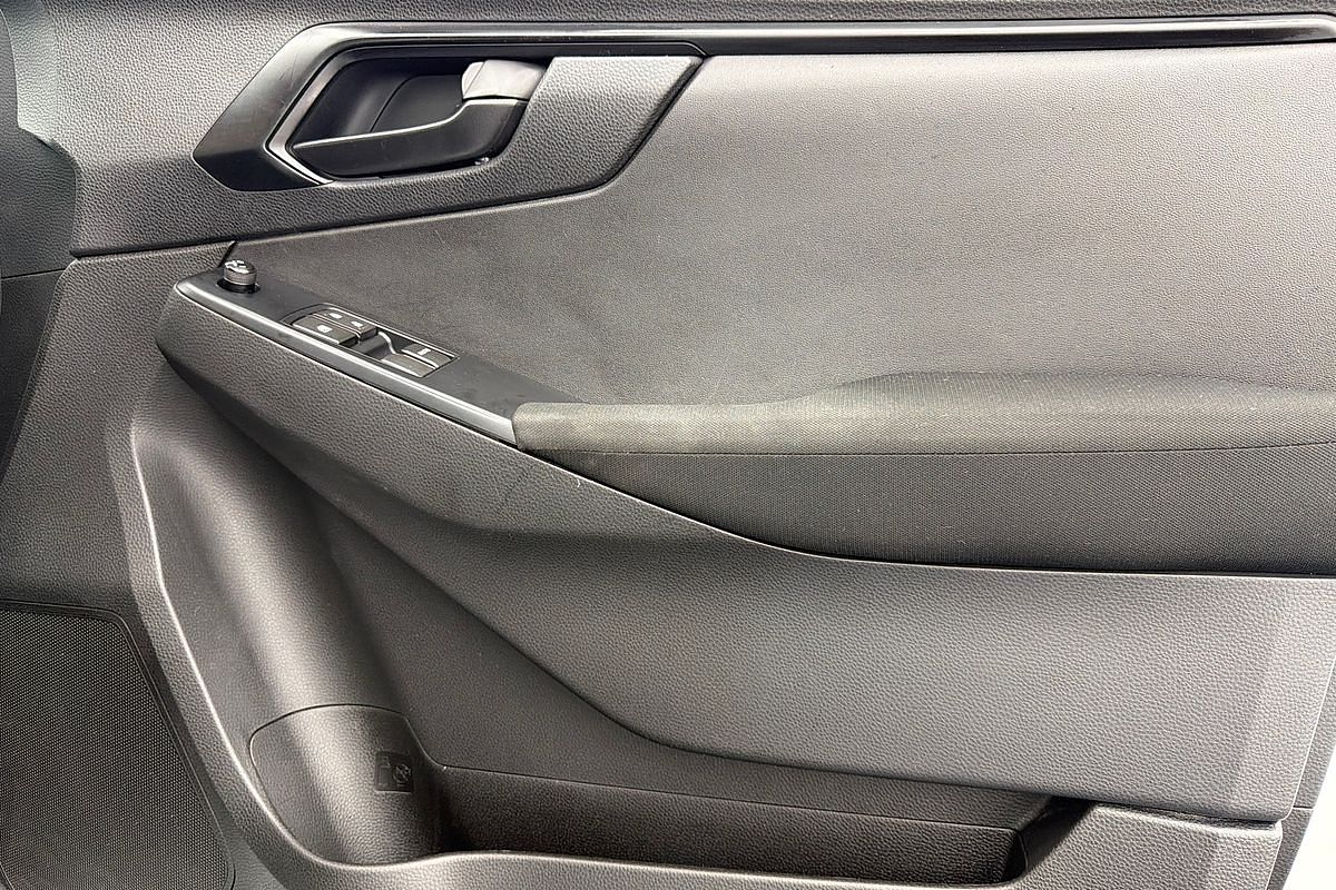 2021 Isuzu D-MAX SX High Ride Rear Wheel Drive