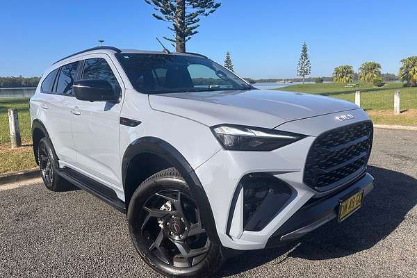 2025 Isuzu MU-X X-TERRAIN