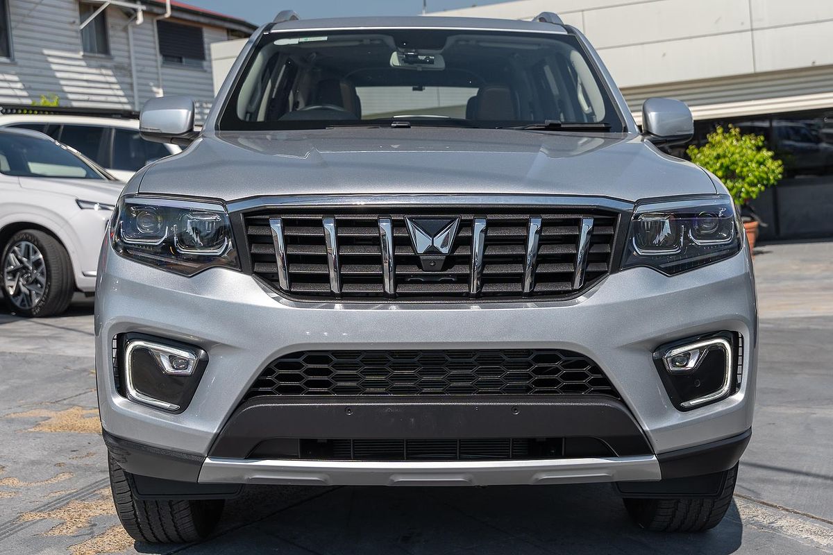 2023 Mahindra Scorpio Z8L