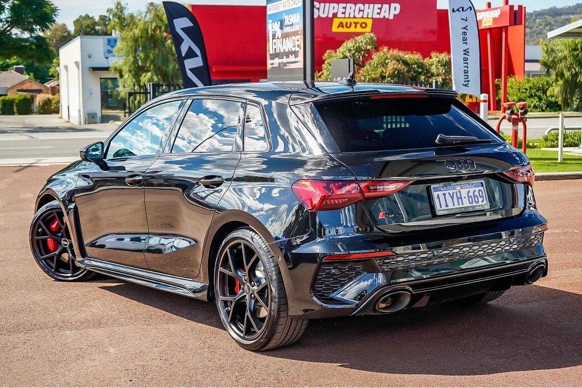 2024 Audi RS3 GY