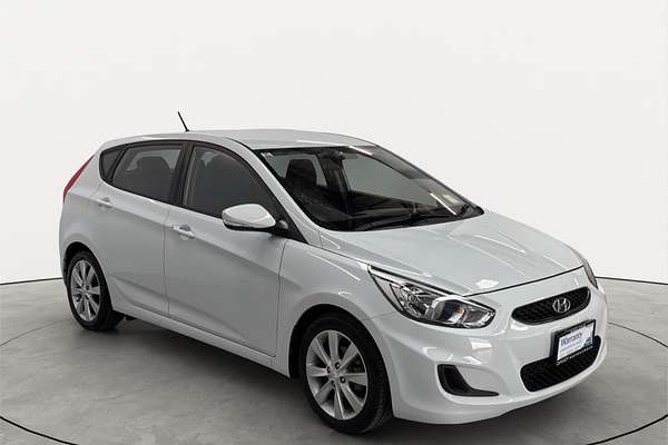 2017 Hyundai Accent Sport RB6