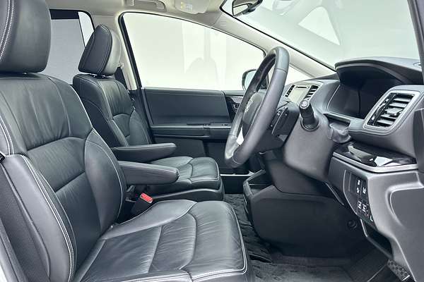 2020 Honda Odyssey VTi-L 5th Gen thumb-12