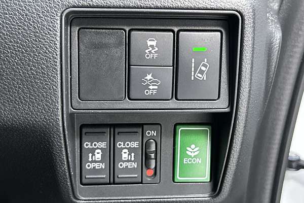 2020 Honda Odyssey VTi-L 5th Gen thumb-17