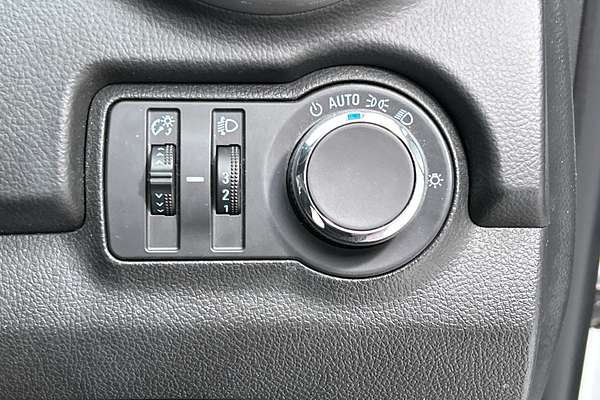 2015 Holden Trax LS TJ thumb-17