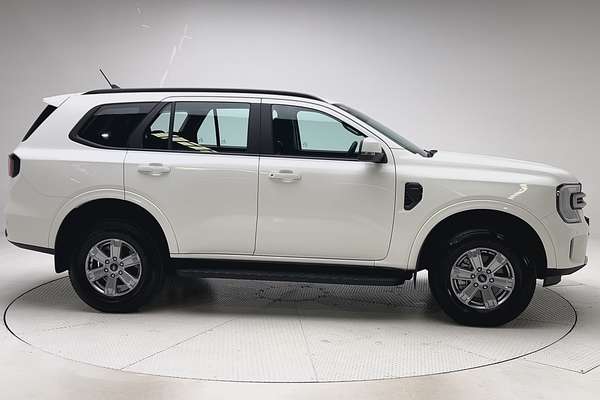 2024 Ford Everest Ambiente 2.0L thumb-8