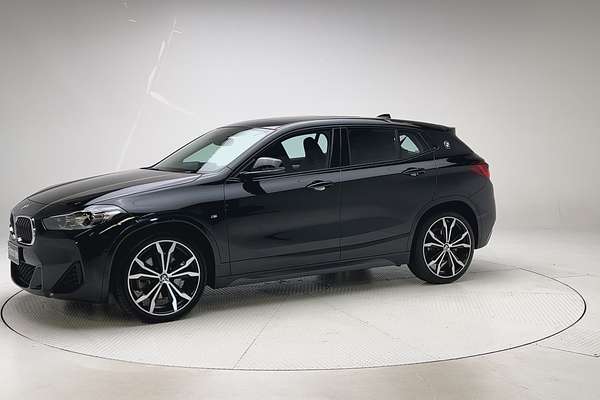 2021 BMW X2 sDrive20i M Sport F39 thumb-3