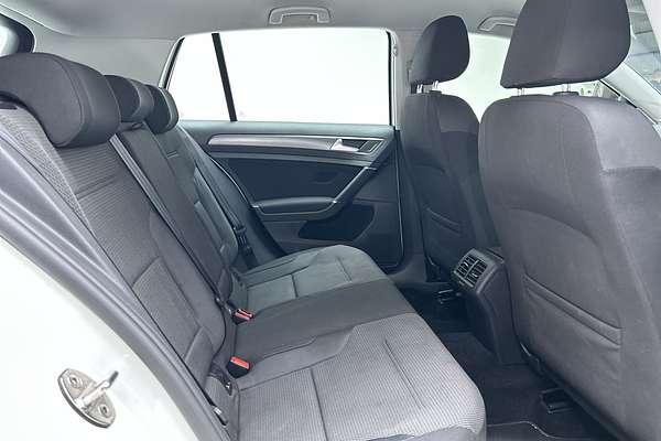 2017 Volkswagen Golf 110TSI Comfortline 7.5 thumb-11