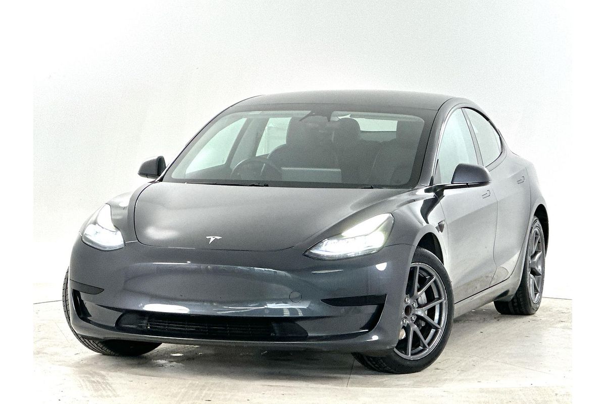 2022 Tesla Model 3 Rear-Wheel Drive