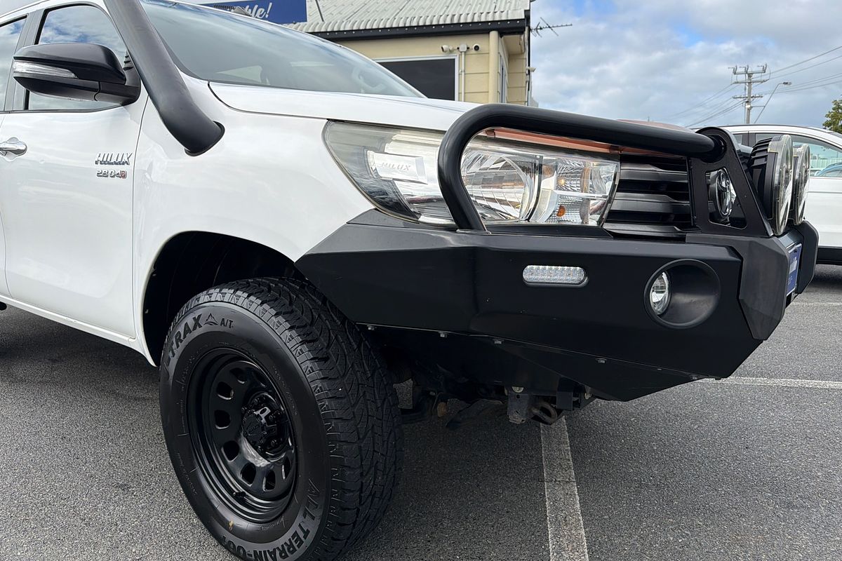 2016 Toyota Hilux SR GUN126R 4X4