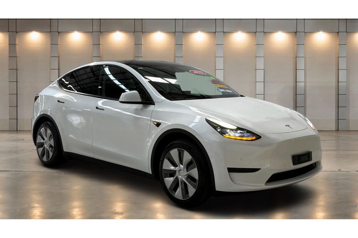 2023 Tesla Model Y Rear-Wheel Drive