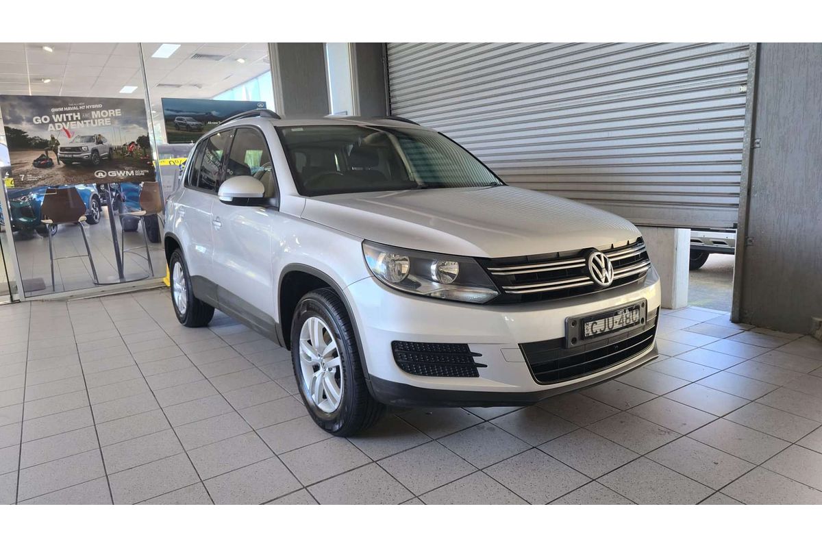 TIGUAN 5NC MY13 103 TDI 2.0L DT4 DIESEL TURBO F/INJ 7 SP AUTO DIRECT SHIFT 4D WAGON 