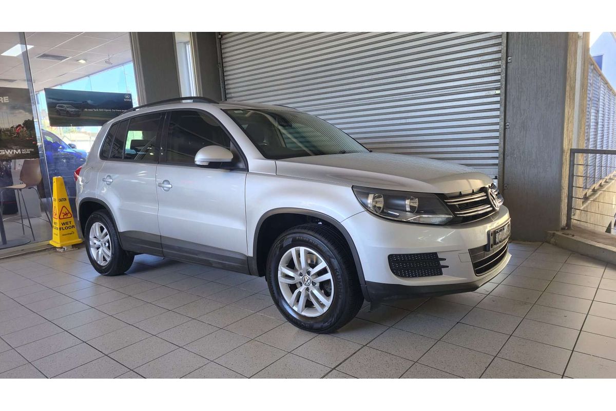 TIGUAN 5NC MY13 103 TDI 2.0L DT4 DIESEL TURBO F/INJ 7 SP AUTO DIRECT SHIFT 4D WAGON 
