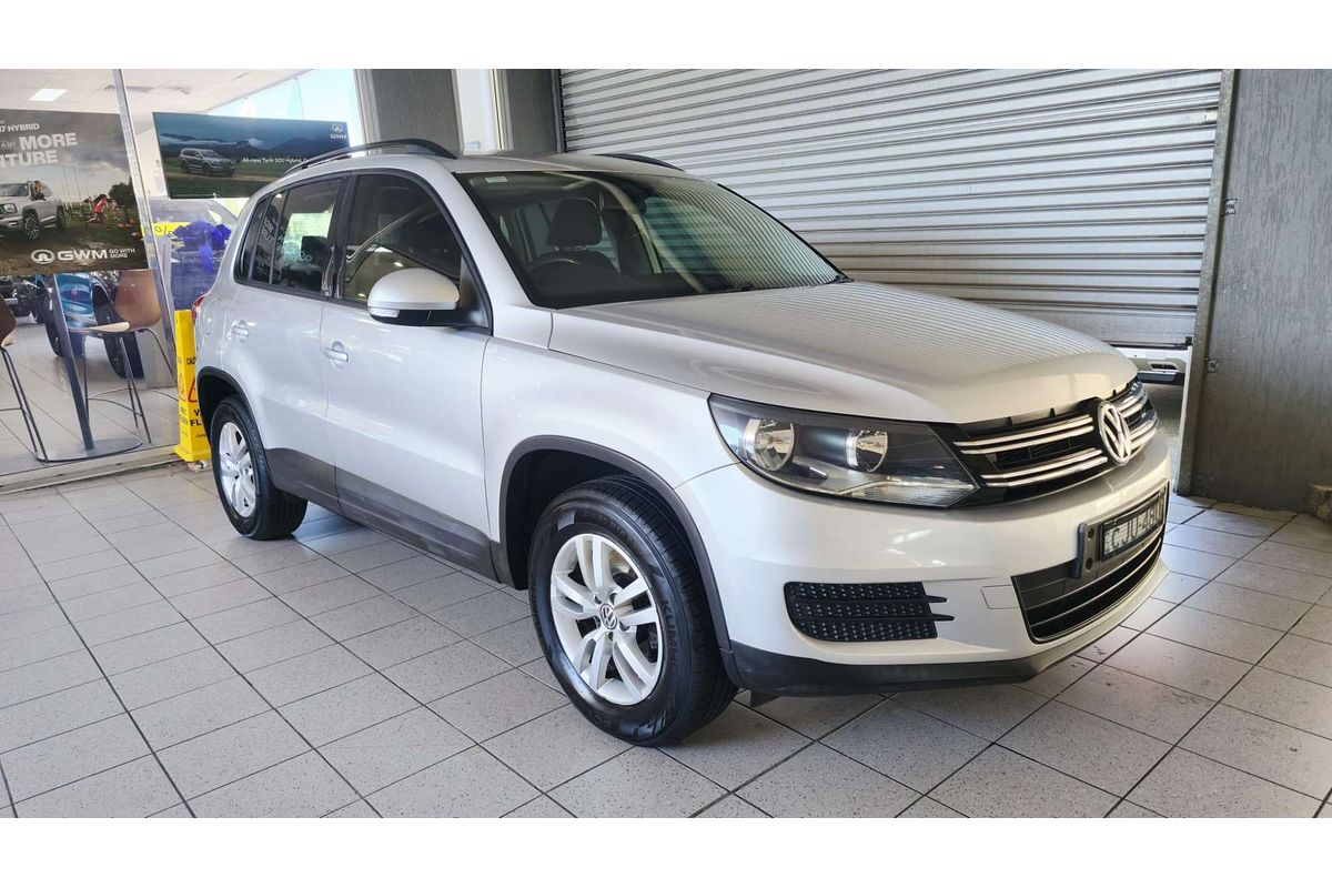 TIGUAN 5NC MY13 103 TDI 2.0L DT4 DIESEL TURBO F/INJ 7 SP AUTO DIRECT SHIFT 4D WAGON 
