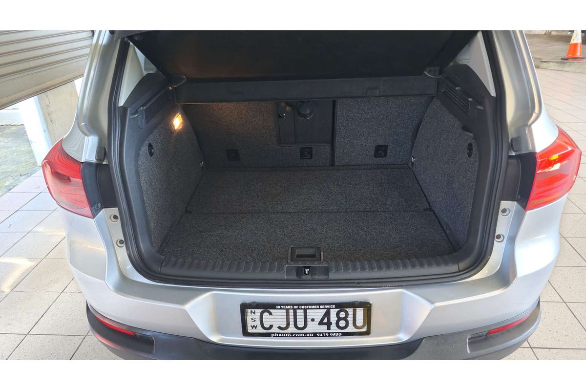 TIGUAN 5NC MY13 103 TDI 2.0L DT4 DIESEL TURBO F/INJ 7 SP AUTO DIRECT SHIFT 4D WAGON 