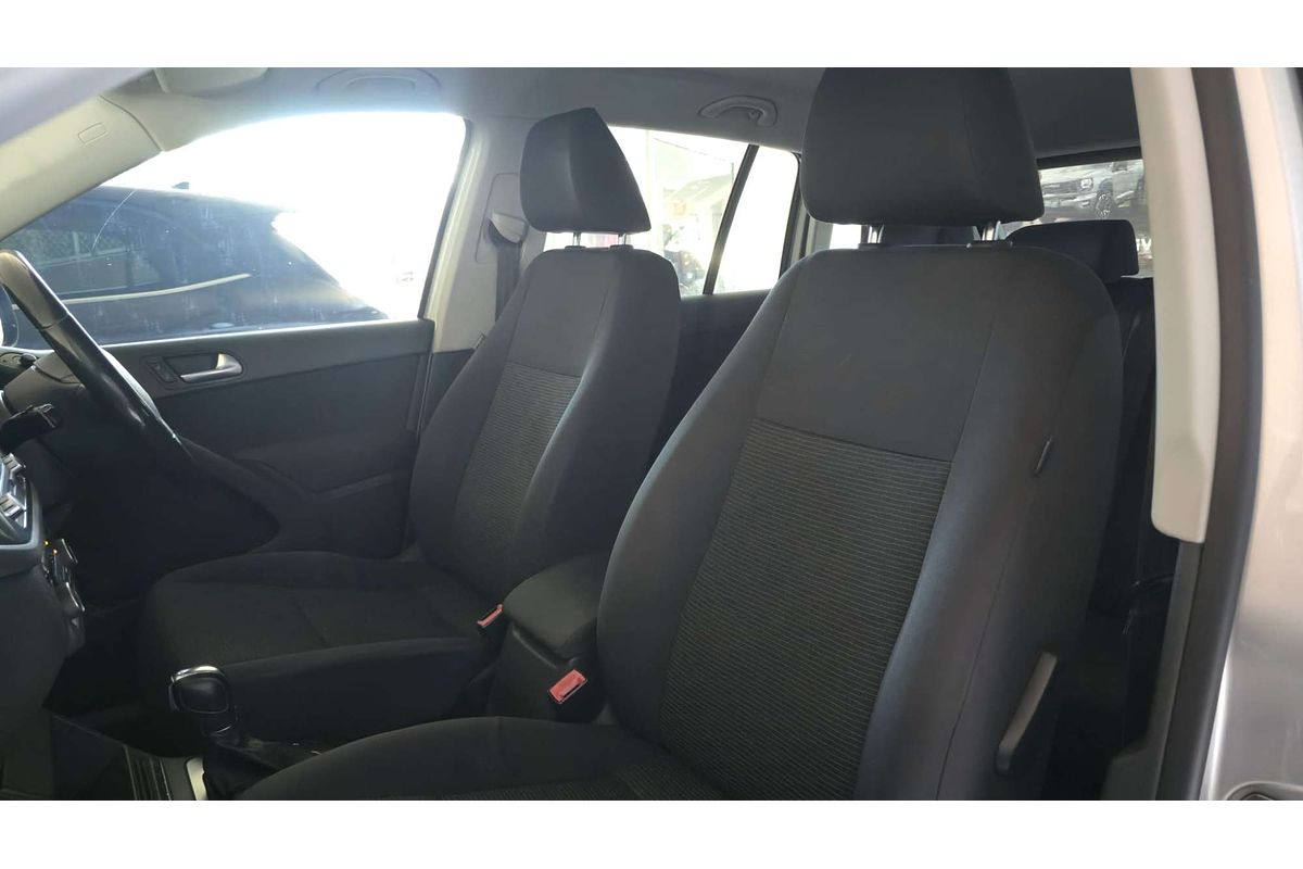 TIGUAN 5NC MY13 103 TDI 2.0L DT4 DIESEL TURBO F/INJ 7 SP AUTO DIRECT SHIFT 4D WAGON 