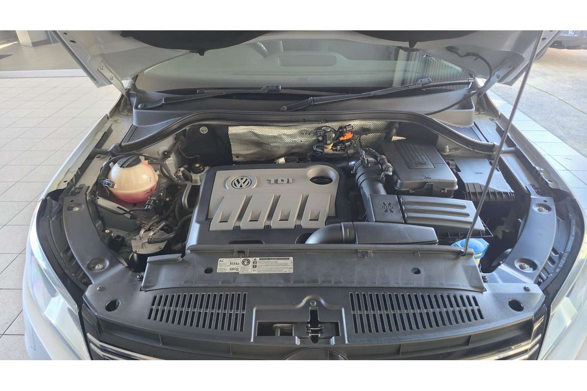 TIGUAN 5NC MY13 103 TDI 2.0L DT4 DIESEL TURBO F/INJ 7 SP AUTO DIRECT SHIFT 4D WAGON 