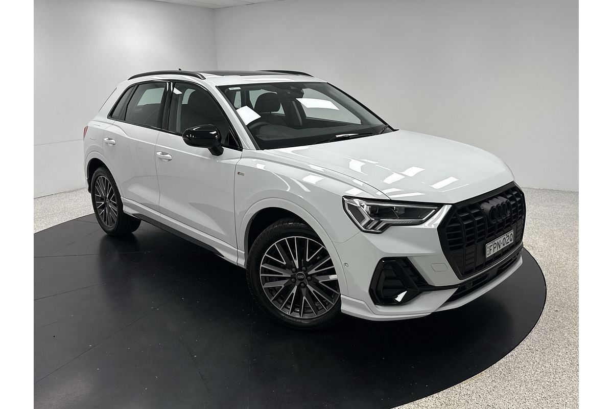 2024 Audi Q3 35 TFSI S line edition F3