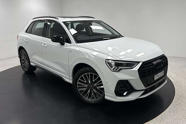 2024 Audi Q3 35 TFSI S line edition F3