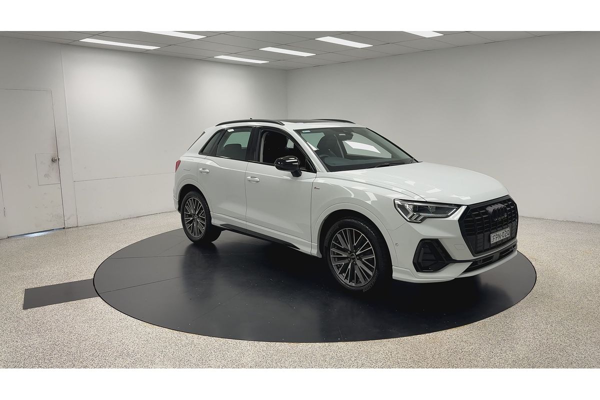 2024 Audi Q3 35 TFSI S line edition F3
