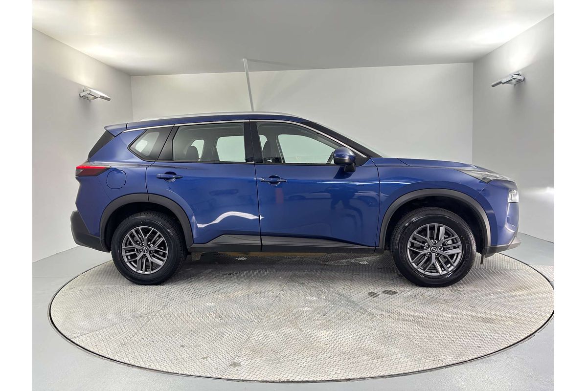 2024 Nissan X-TRAIL ST T33