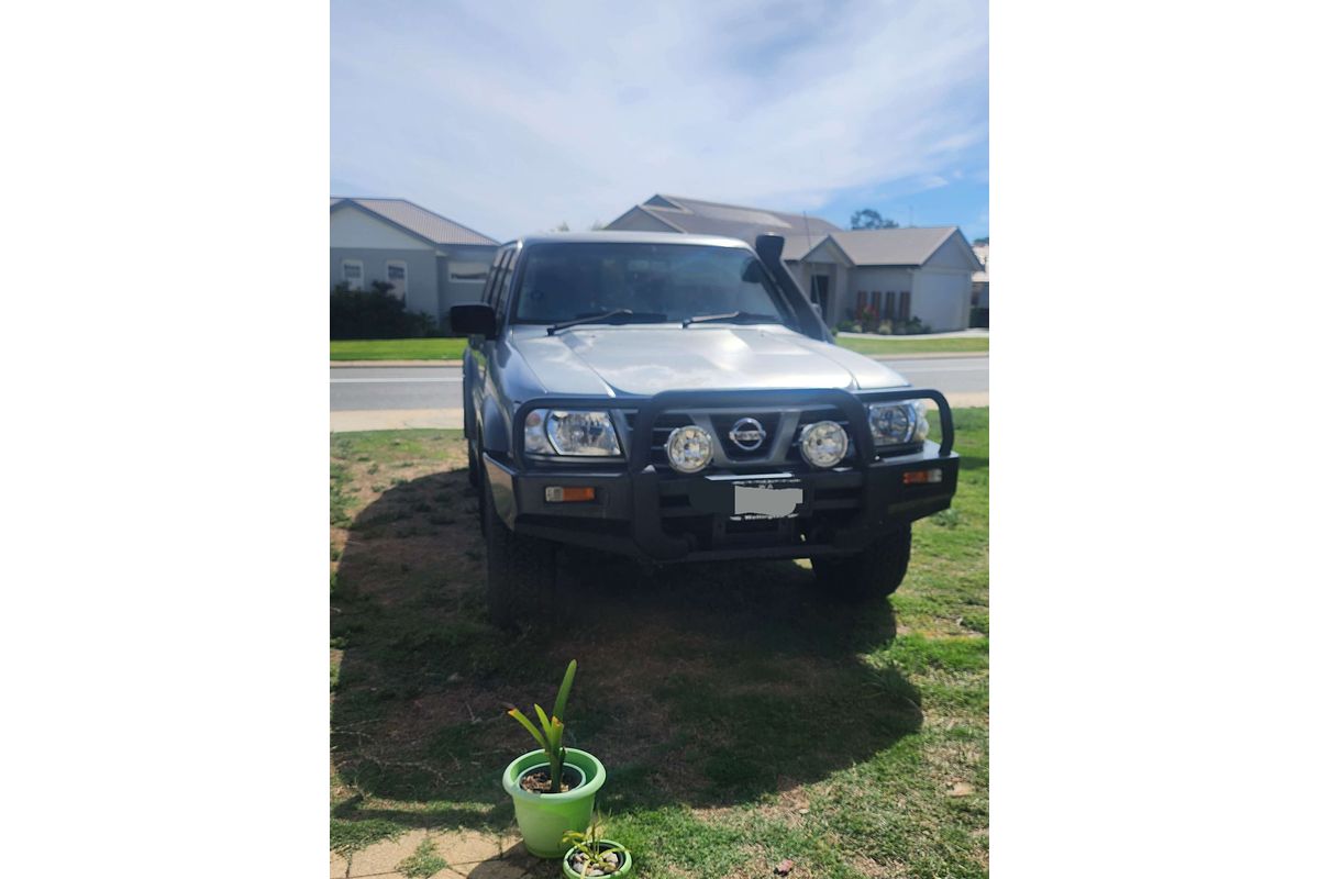 2004 Nissan Patrol ST GU III