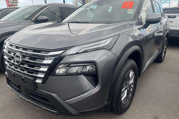 2026 Nissan X-TRAIL ST T33