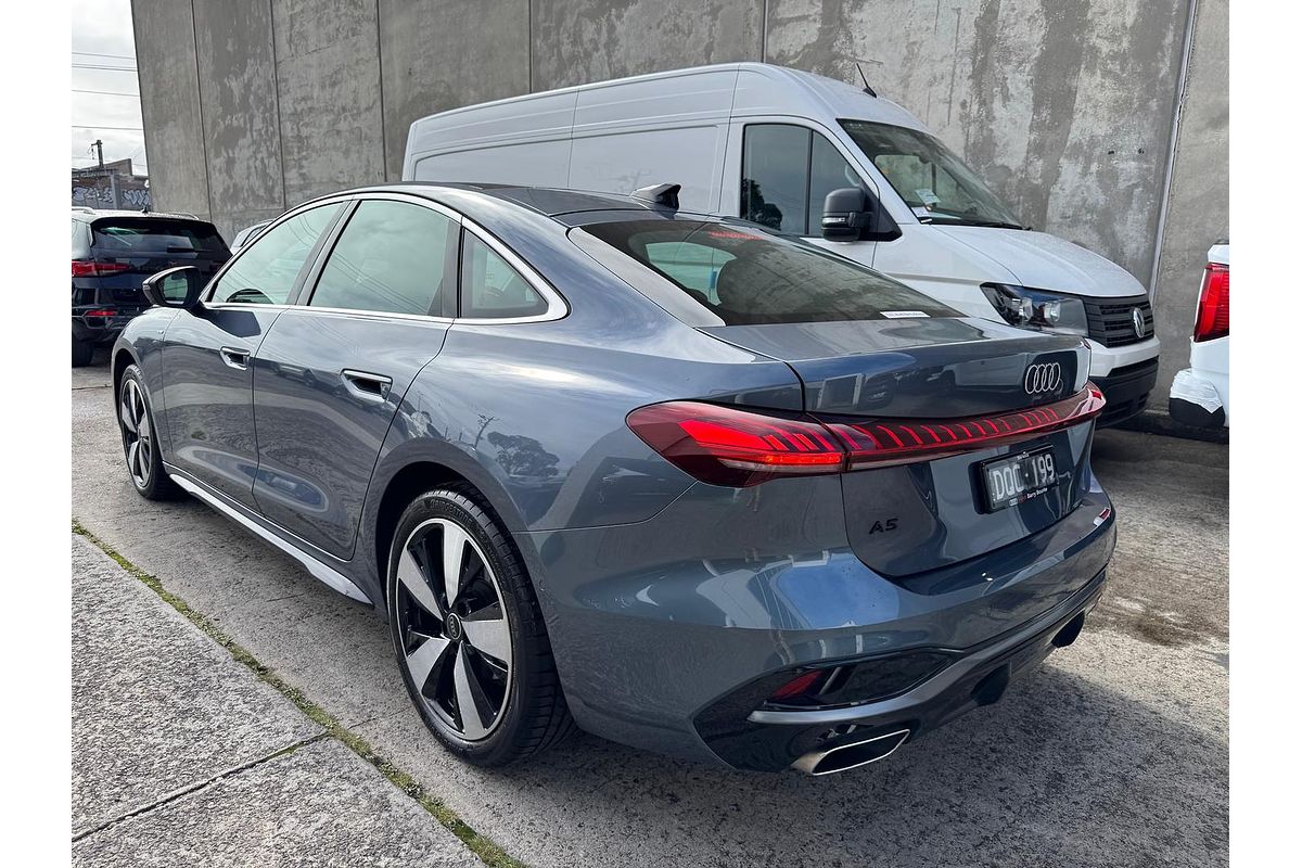 2025 Audi A5 TFSI 150kW S line B10