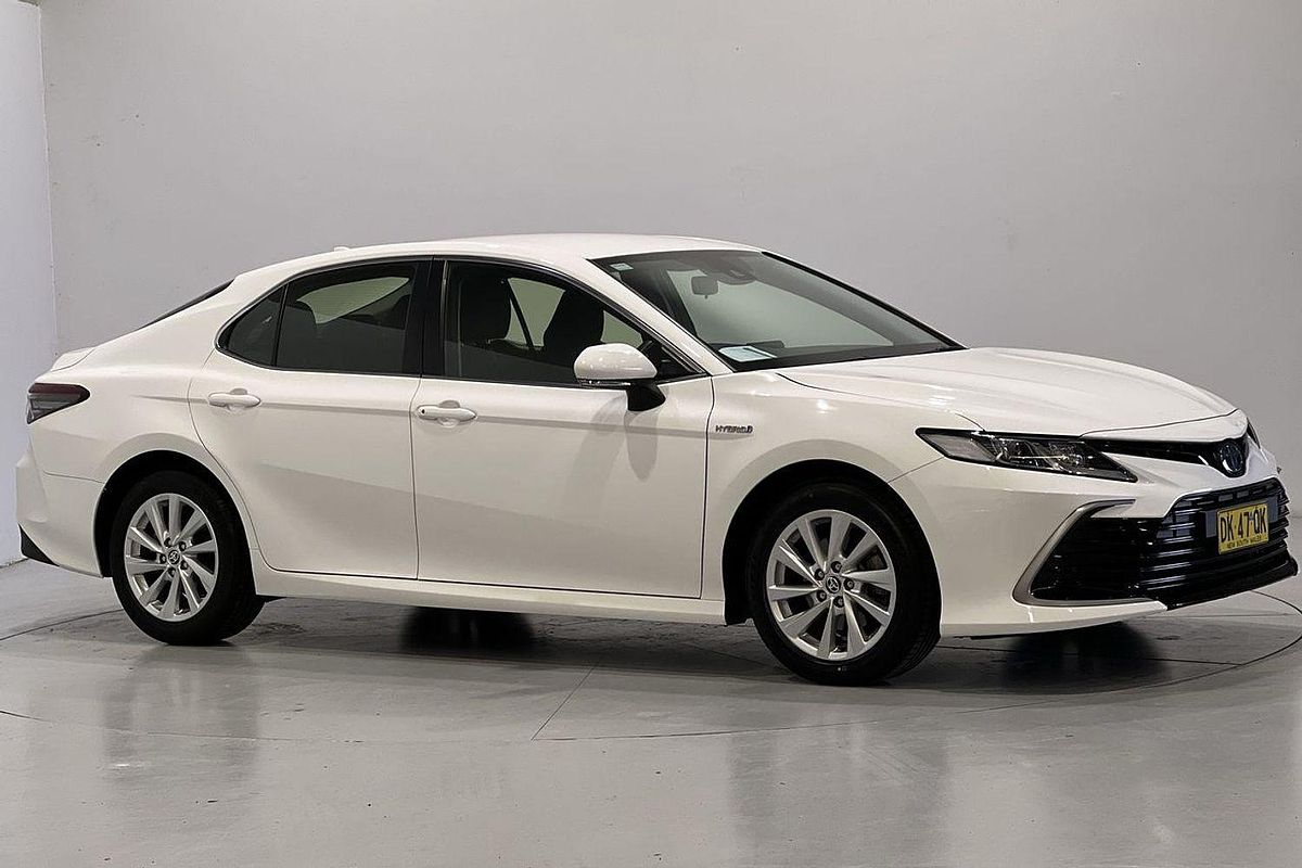 2024 Toyota Camry Ascent AXVH70R