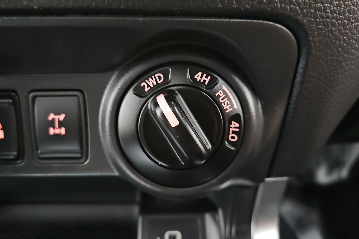 2023 Nissan Navara SL D23 4X4