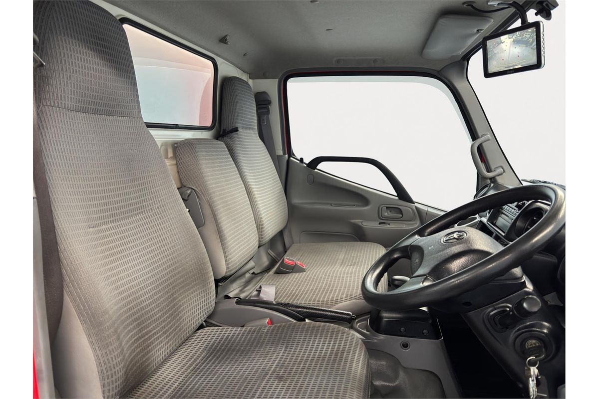 2012 Toyota Dyna Hybrid