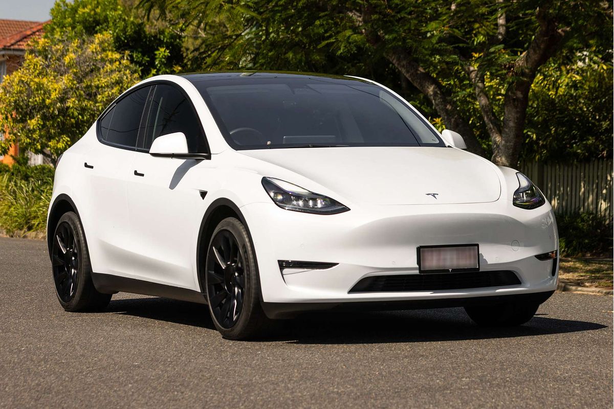 2023 Tesla Model Y Long Range