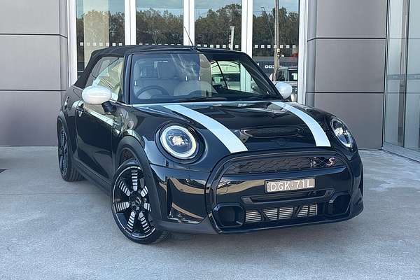 2023 MINI Convertible Cooper S Classic F57 LCI-2