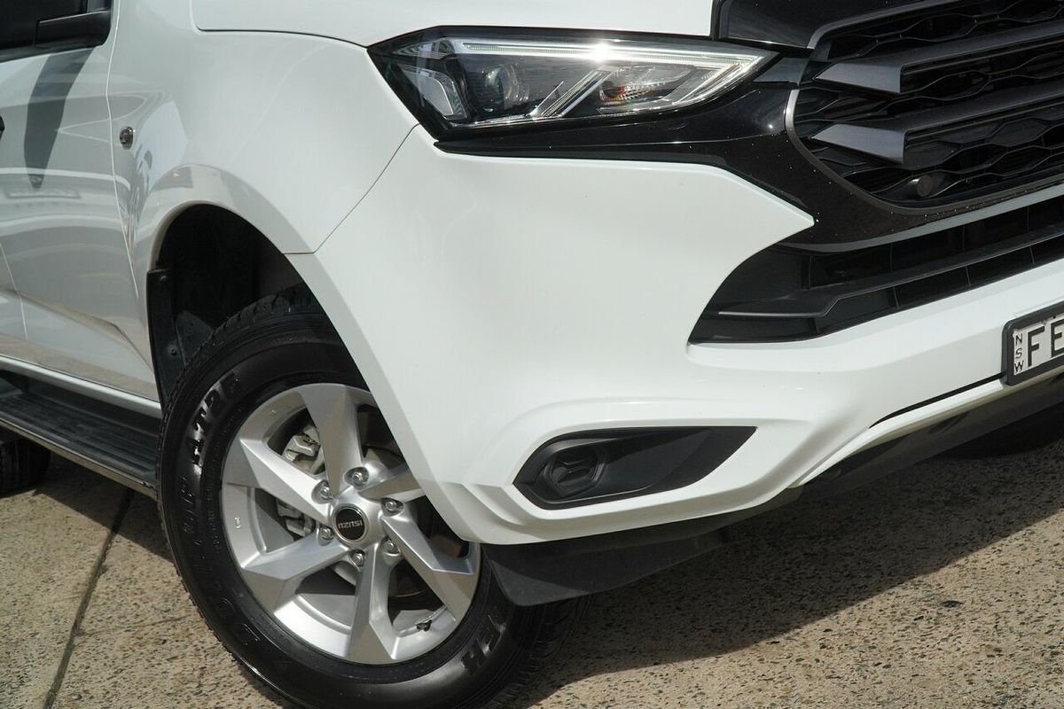 2023 Isuzu MU-X LS-M