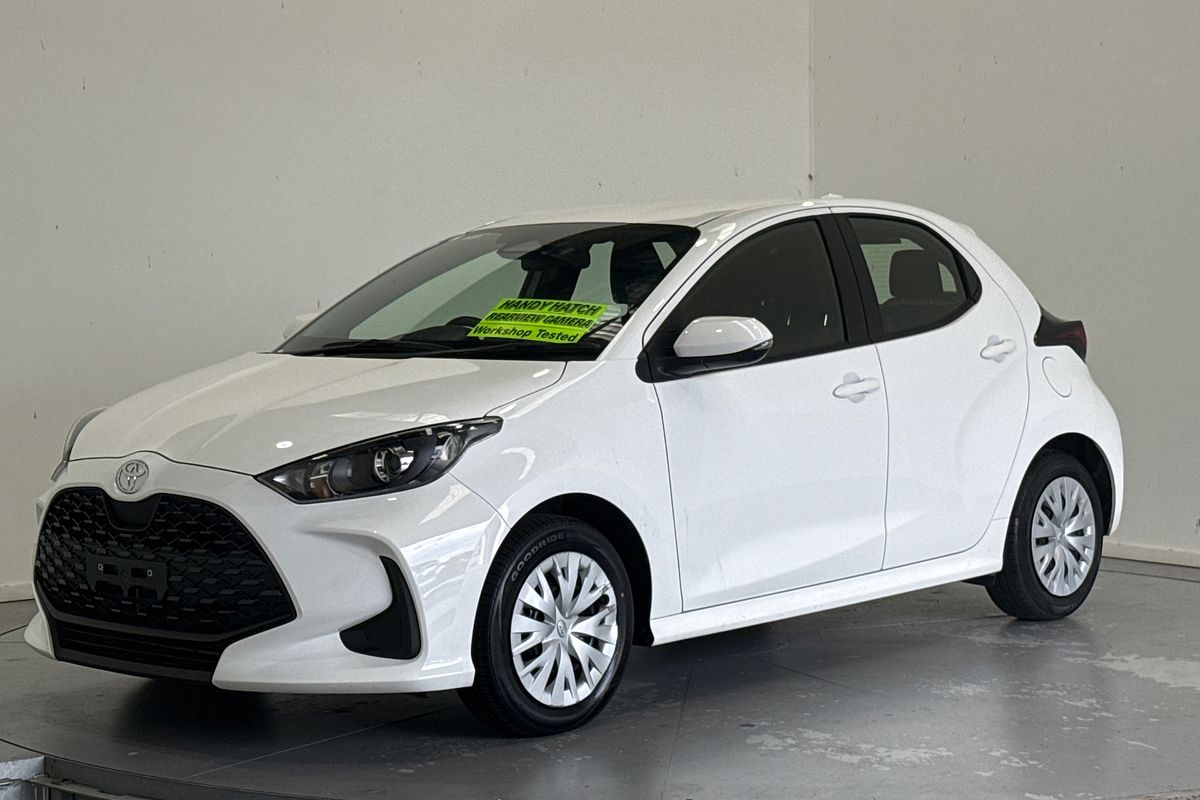 2024 Toyota Yaris ASCENT SPORT MXPA10R