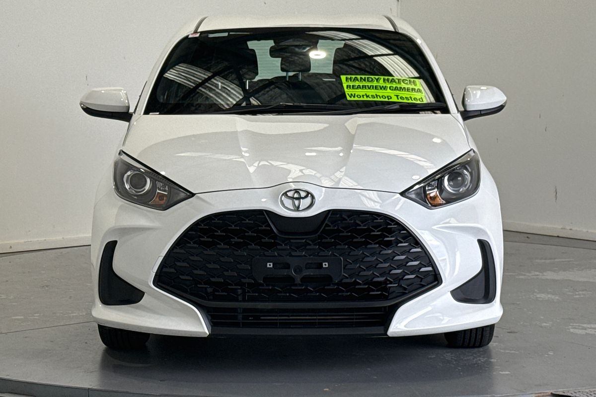 2024 Toyota Yaris ASCENT SPORT MXPA10R