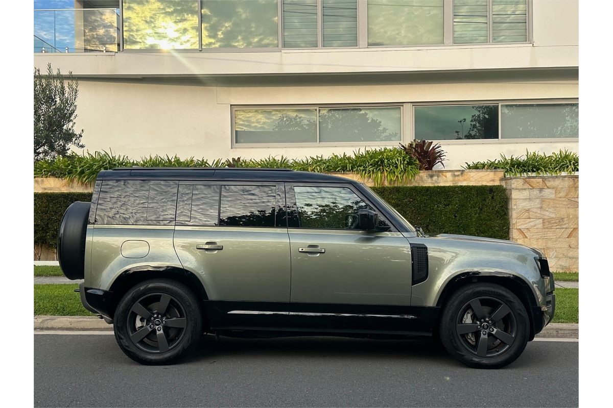 2024 Land Rover Defender 110 P400e X-Dynamic SE L663