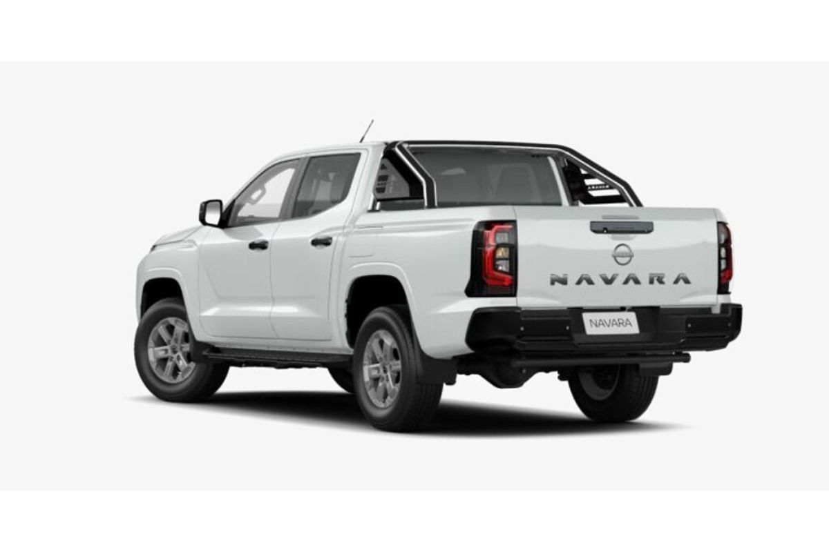Nissan NAVARA 4X4 2.4 DSL AUTO DC ST