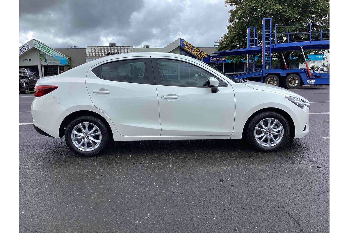 2018 Mazda 2 Maxx DL Series