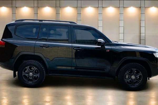 2023 Toyota Landcruiser GR Sport FJA300R