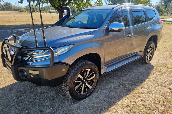 2017 Mitsubishi Pajero Sport Exceed QE