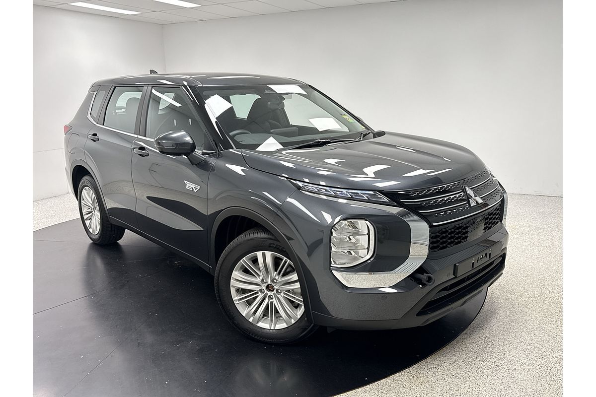 2025 Mitsubishi Outlander PHEV ES ZM