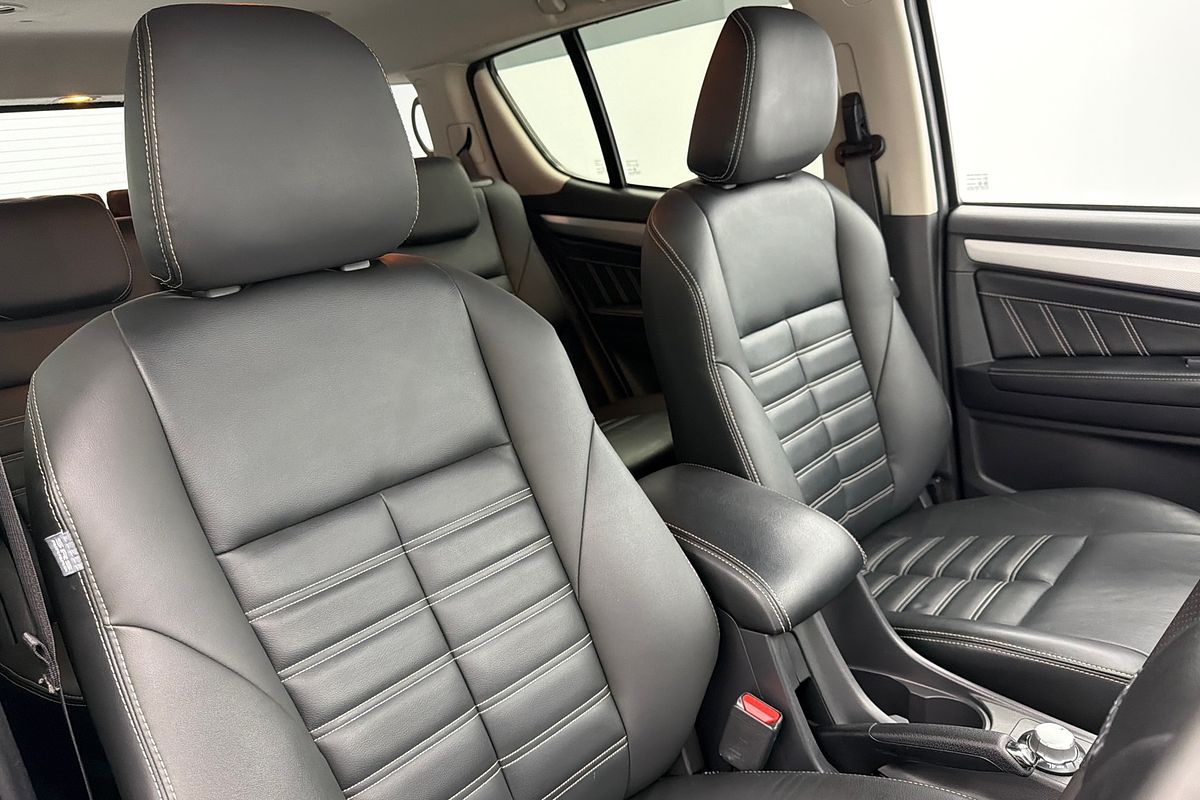 2018 Isuzu MU-X LS-T