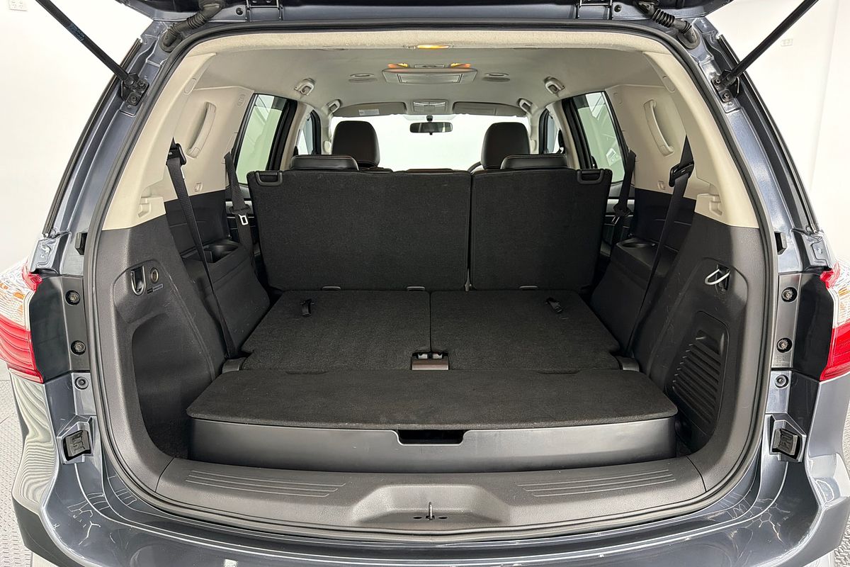 2018 Isuzu MU-X LS-T