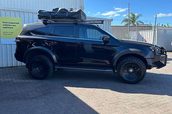 2022 Isuzu MU-X LS-T thumb-4