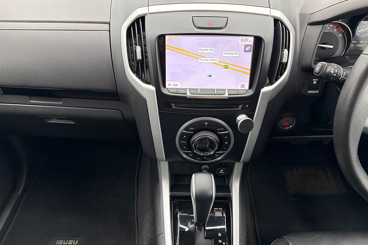 2018 Isuzu MU-X LS-T