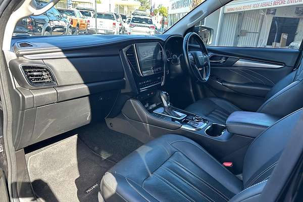 2022 Isuzu MU-X LS-T thumb-14
