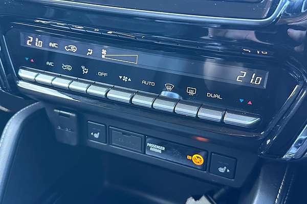 2022 Isuzu MU-X LS-T thumb-24